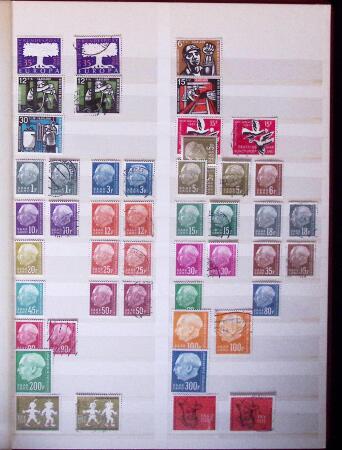 1920-55 Collection de neufs et oblitérés en 1 classeur