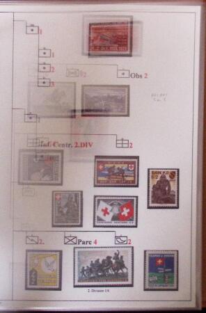 1939-1945 Collection sur les vignettes de la mobilisation dit "timbres pour soldats", superbement présentée en 4 albums avec une grande variété d'unités militaires, TTB