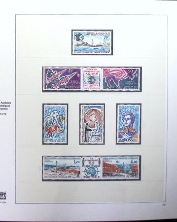 1948-1999 Collection neuve des TAAF quasi complète dont 20f Albatros, +SPM 1986-2001 avec nombreux doubles +CFA, TB