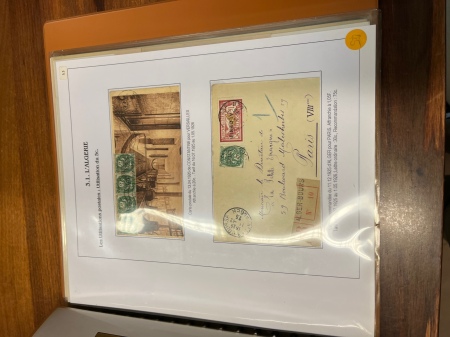 1900-24, TYPE BLANC: Petit ensemble spécialisé dont
