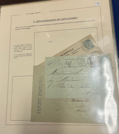 1900-24, TYPE BLANC: Petit ensemble spécialisé dont