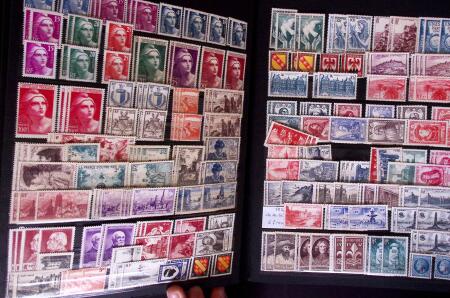 1854-1991 Excellent stock de neufs par multiples dont