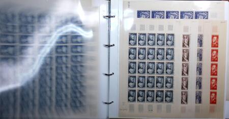 1943-99 Importante et exceptionnelle collection de