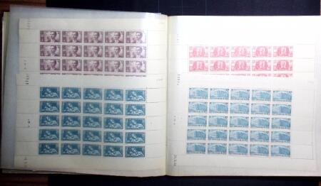 1907-39 Collection de 89 feuilles entières dont