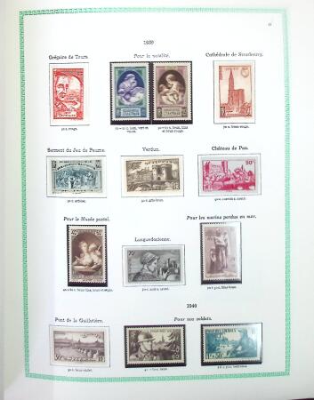 1933-2013, Collection de neufs en 11 classeurs et quatre