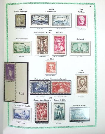 1933-2013, Collection de neufs en 11 classeurs et quatre