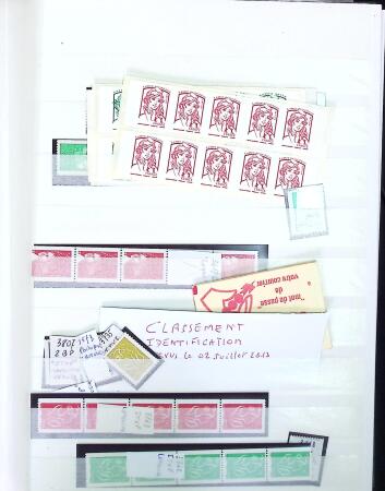 1933-2013, Collection de neufs en 11 classeurs et quatre
