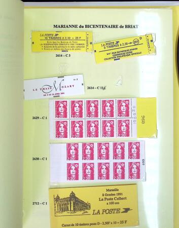 1933-2013, Collection de neufs en 11 classeurs et quatre