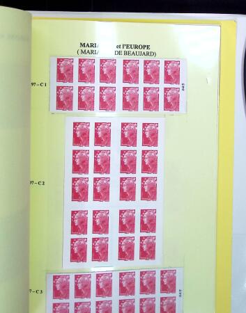 1933-2013, Collection de neufs en 11 classeurs et quatre