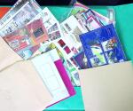 1933-2013, Collection de neufs en 11 classeurs et quatre