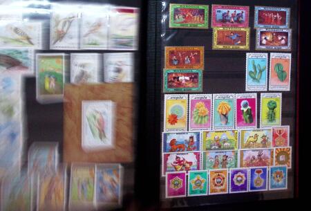 1858-1980 All-world collection in 15 stockbooks with