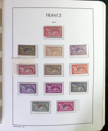 1900-1966 Collection de timbres neufs en 2 albums LEUCHTTURM