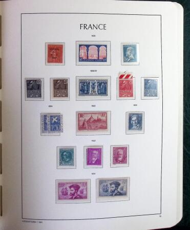 1900-1966 Collection de timbres neufs en 2 albums LEUCHTTURM