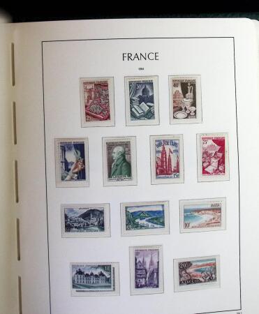 1900-1966 Collection de timbres neufs en 2 albums LEUCHTTURM