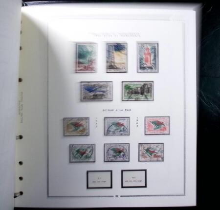 1924-2015 Collection de timbres d'Algérieen 4 albums,