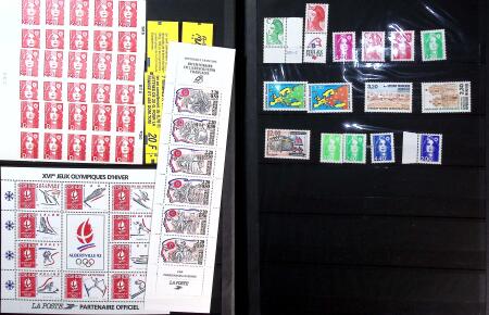 1948-89 Collection neuve ** des TAAF avec bonnes