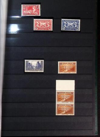 1938-98 Collection de timbres neufs de France en