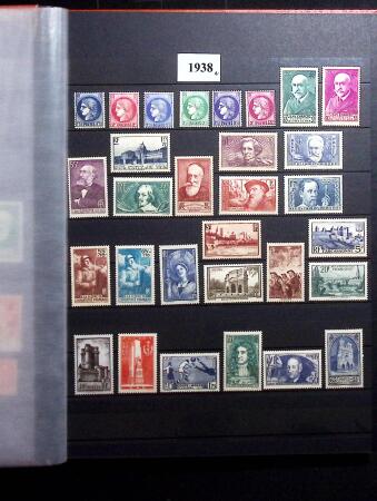 1930-2011 Collection incomplète de timbres neufs de