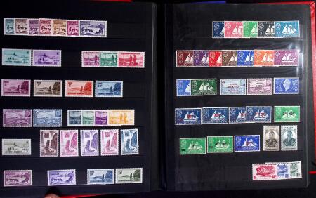 1912-2019 Collection de timbres neufs de SPM, surtout