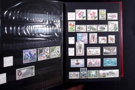 1986-2016 Collection de timbres neufs de SPM + Andorre