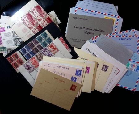 1943-1952 Petit lot de lettres et entiers postaux sympathique