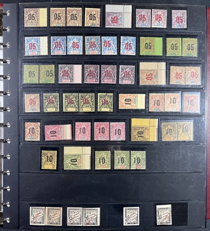 1880-2015 Collection de timbres neufs de SPM en 3 albums