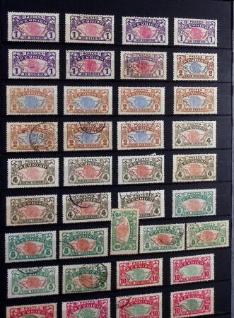 1885-1974 Collection de Réunion en 2 classeurs, menée