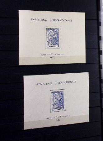 1885-1974 Collection de Réunion en 2 classeurs, menée