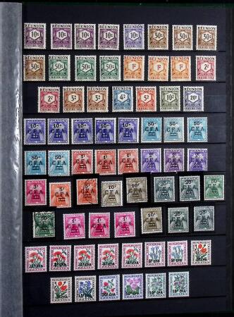 1885-1974 Collection de Réunion en 2 classeurs, menée