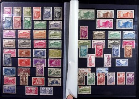 1849-1970 Deux classeurs avec accumulation de classiques