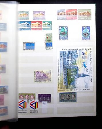 1852-1990, Mint and used collection in three stockbooks
