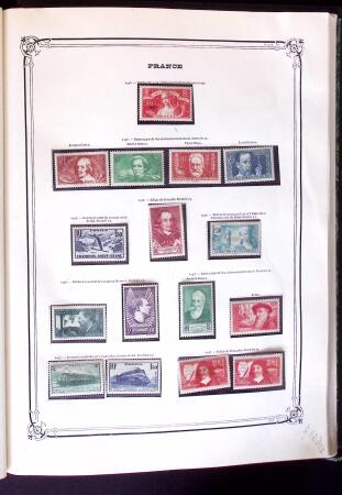 1849-1989, Collection principalement neuve en 6 albums,