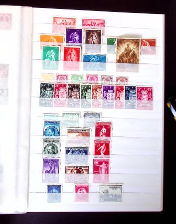 1849-2011, Extensive collection of Belgium in 12 DAVO