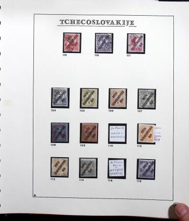 1919-23 OCCUPATIONS: Specialised collection in two