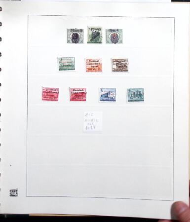 1919-23 OCCUPATIONS: Specialised collection in two