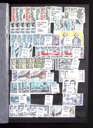 1955-2020, Très beau stock varié de neufs sans charnière