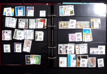 1942-94, Collection de neuf sans charnière en un album,
