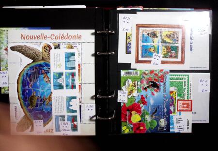 1942-94, Collection de neuf sans charnière en un album,