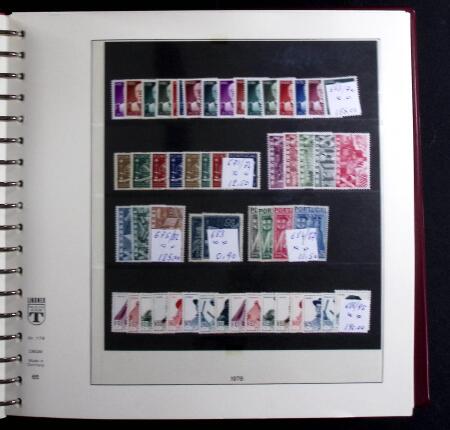 1892-2020, Never hinged collection of Portugal in six