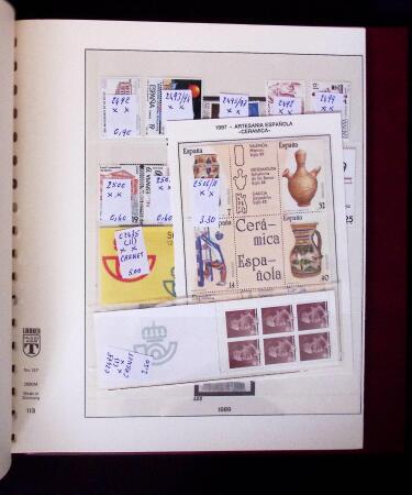 1865-2020, Never collection of Spain in three stockbooks