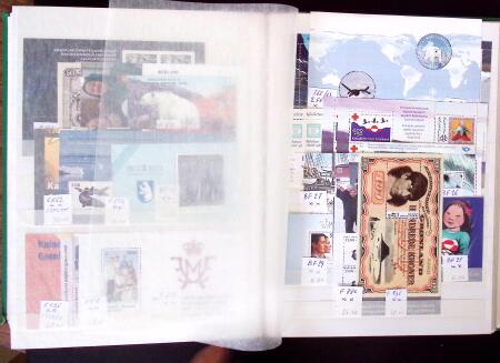 1935-2018, Chiefly never hinged collection in large