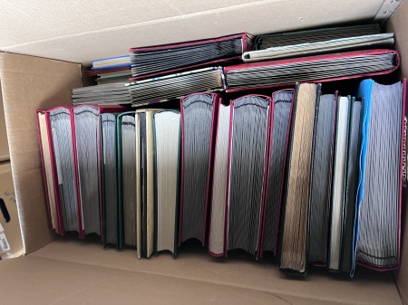 1860-2005, All-world collection in 62 albums and stockbooks, 8 smaller