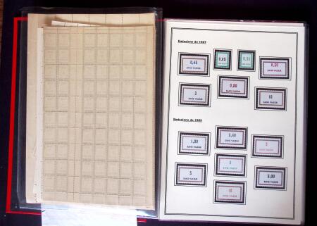 1932-1991 Un classeur de timbres fictifs avec des feuilles