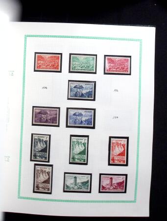 1932-95 Collection en timbres neufs sans charnière,