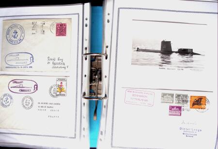 Lot 3177 - Gros classeur bleu clair de bureau contenant 252 plis, cartes  postales et documents sur les sous-marins français. TB, VO 39