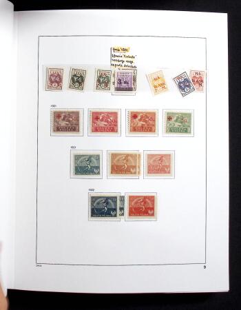 1919-2020 Overcomplete collection of Poland in 9 Davo