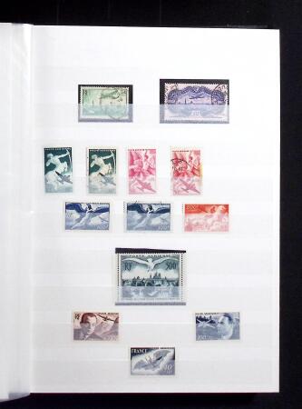 1900-59 Collection de neufs et oblitérés en 4 classeurs,