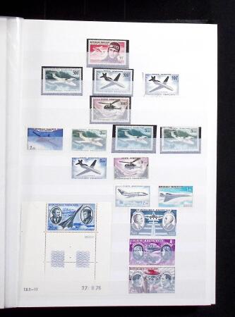 1900-59 Collection de neufs et oblitérés en 4 classeurs,
