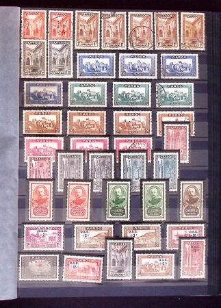 ALGERIE - MAROC - TUNISIE Collections de neufs et d'oblitérés,