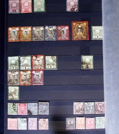 1850-1980 Mixed ALL WORLD lot in 18 stockbooks and